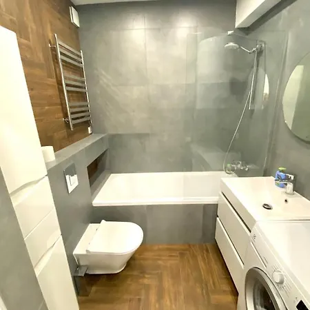 пенхауз в новобудові на вулиці під голоском 15-б Апартаменти Львів