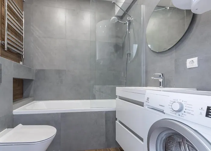 простора віп на вулиці під голоском 15 б *